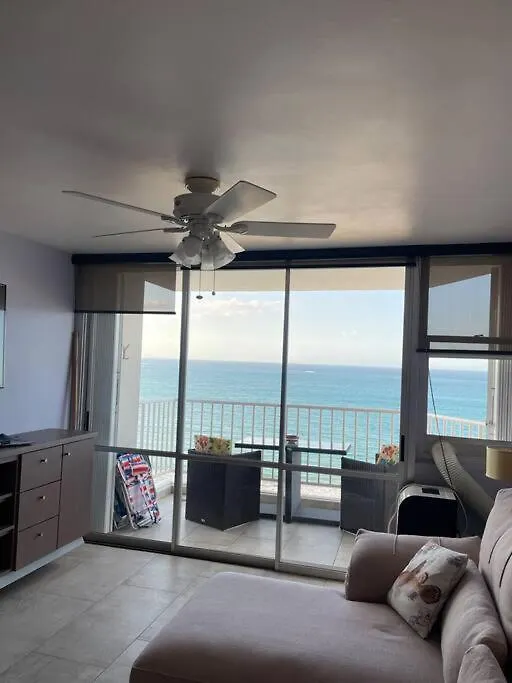Ocean Front Condo In Isla Verde! San Juan Apartment